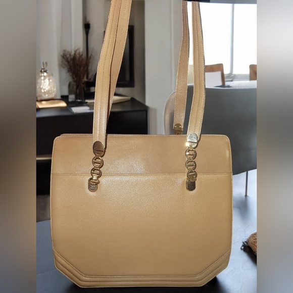 Dior Vintage Sleek Tan Leather Shoulder Bag - Picture 1 of 13